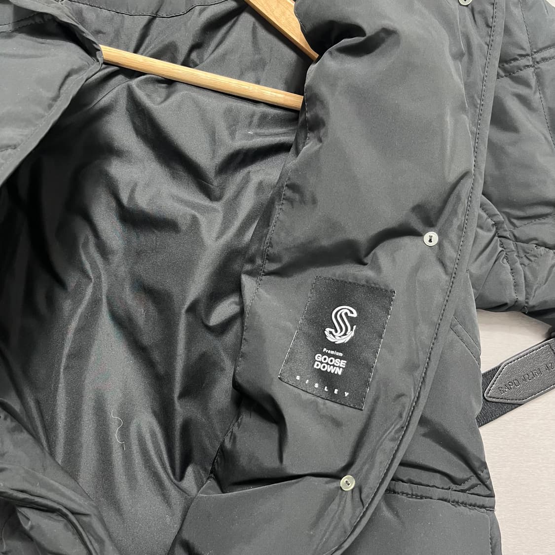 시슬리 푸딩 벨티드 셔킷형 구스다운 숏패딩 상품이미지7