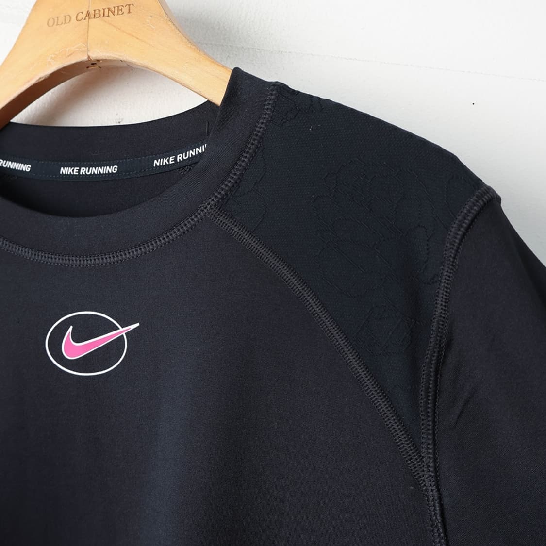 55/나이키 아이콘 클래쉬 긴팔 러닝 탑 상품이미지4