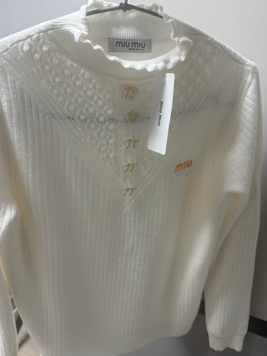 미우미우 리본 니트 아이보리 상품이미지1