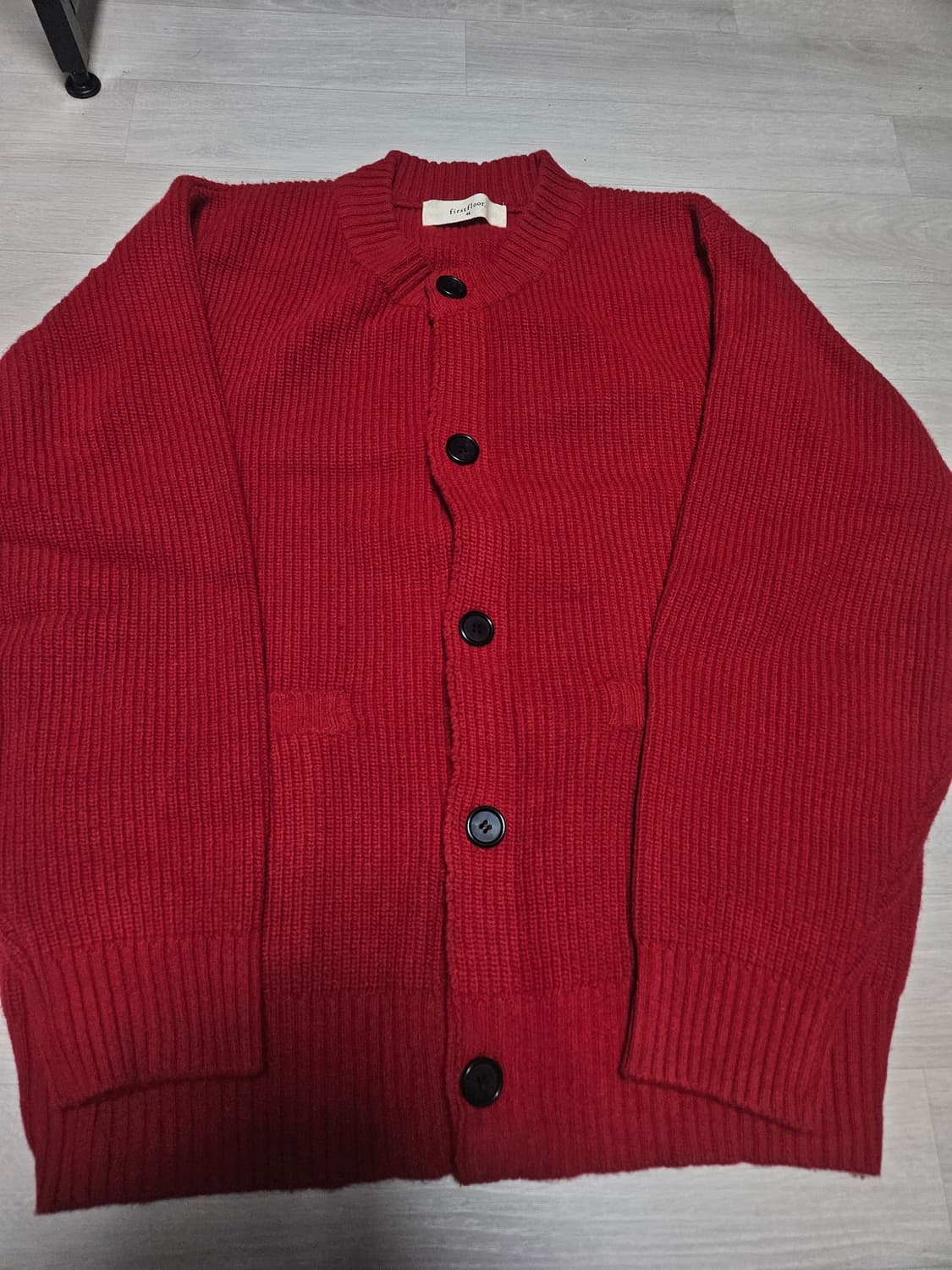 [48] 퍼스트플로어 라운드넥 가디건 비비드레드 상품이미지2