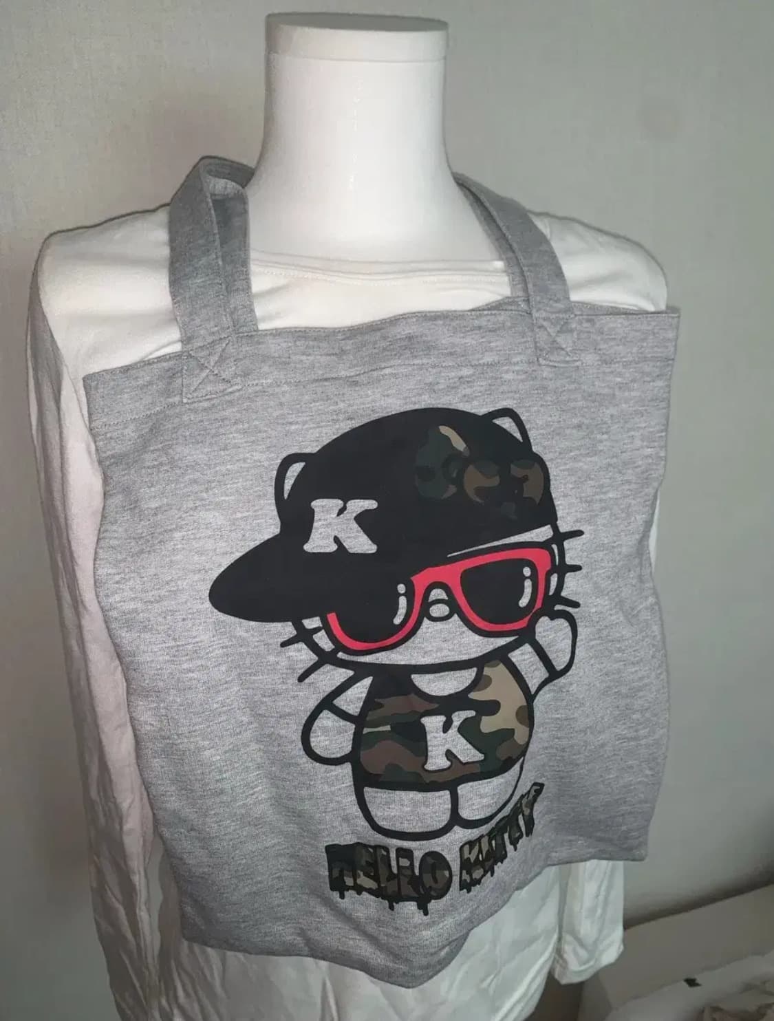 빈티지 헬로키티 롱슬리브 + 에코백 상품이미지3