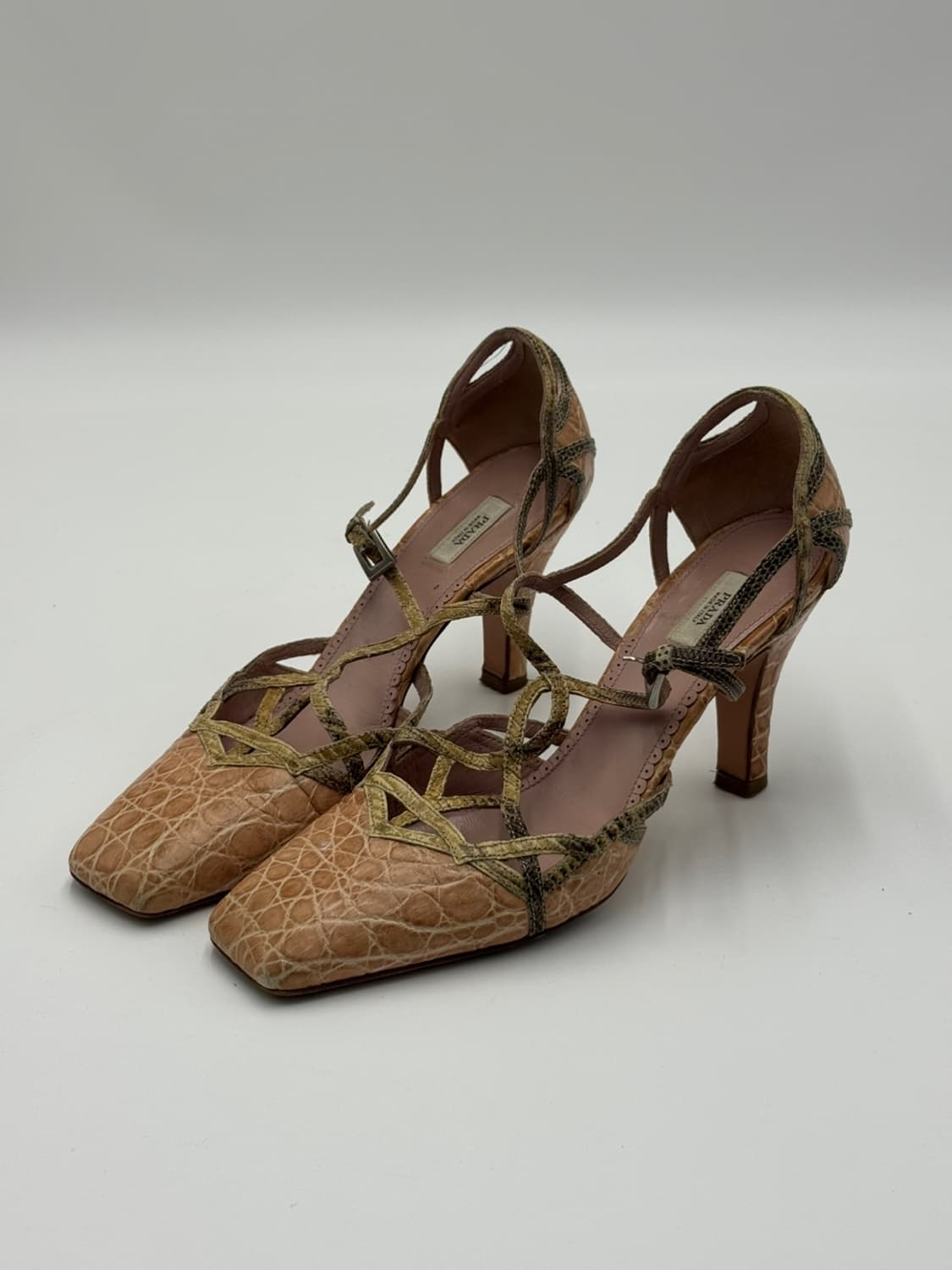 225 프라다 상품이미지1