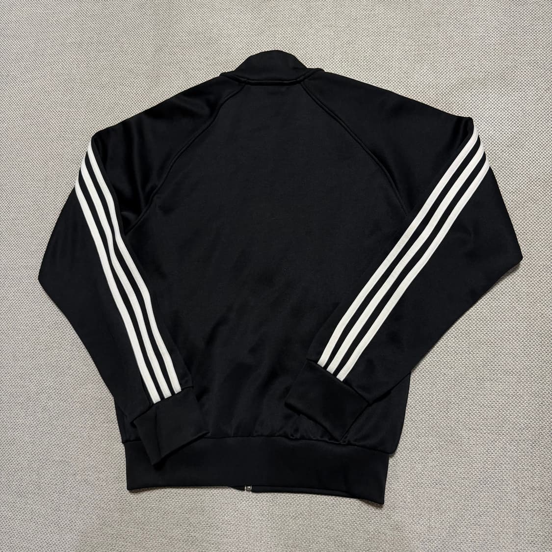 아디다스 오리지널 로고 트랙탑 상품이미지5