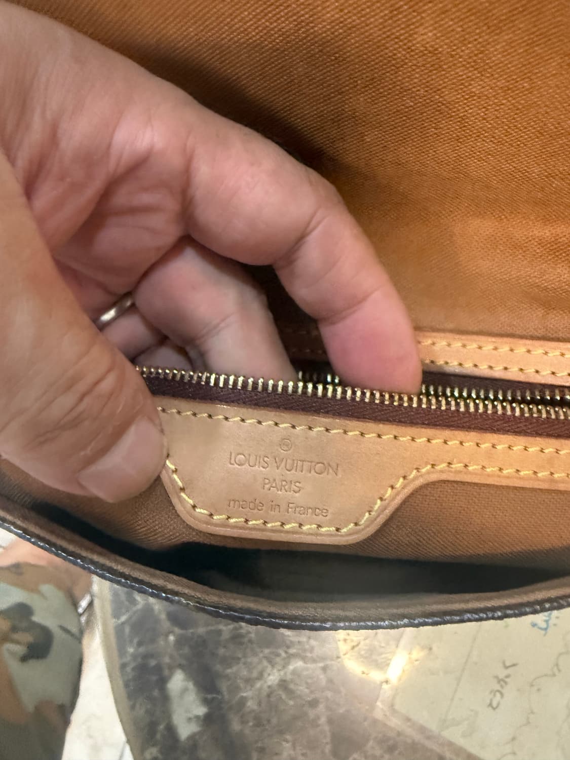 정품 루이비통 루핑 MM 팝니다 상품이미지8