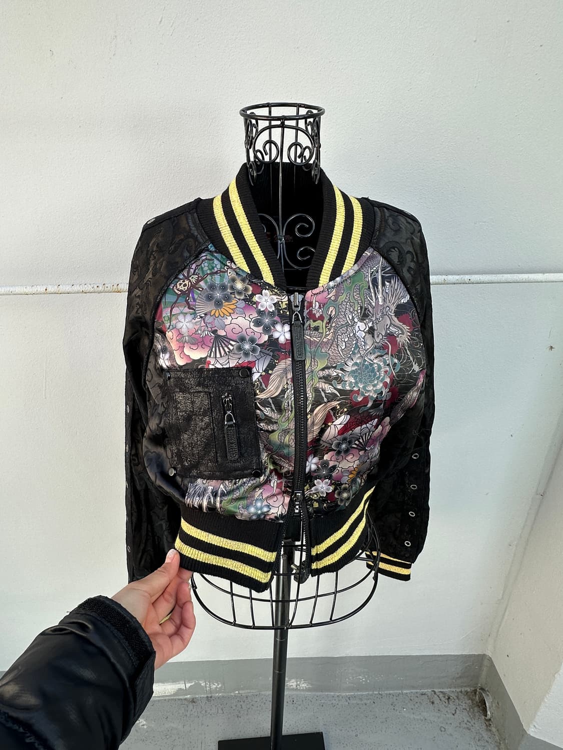 Qutie Frash 크롭 스카잔 자켓 상품이미지4