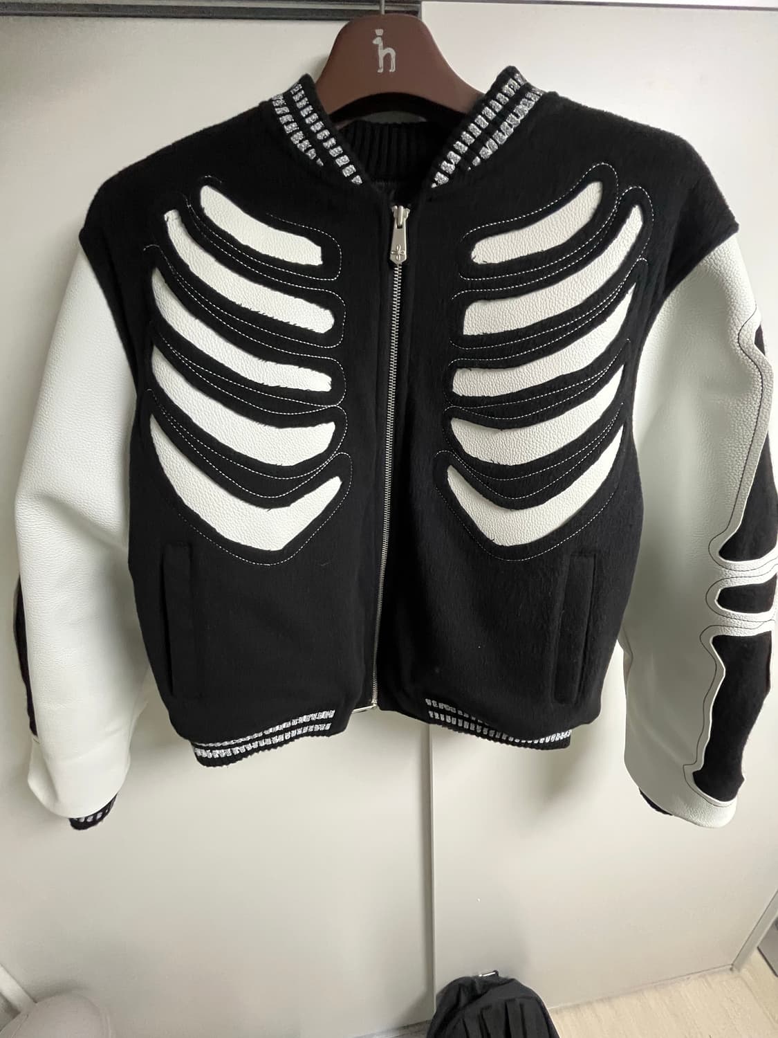 써저리(Sugery) 본 바시티 자켓 상품이미지1