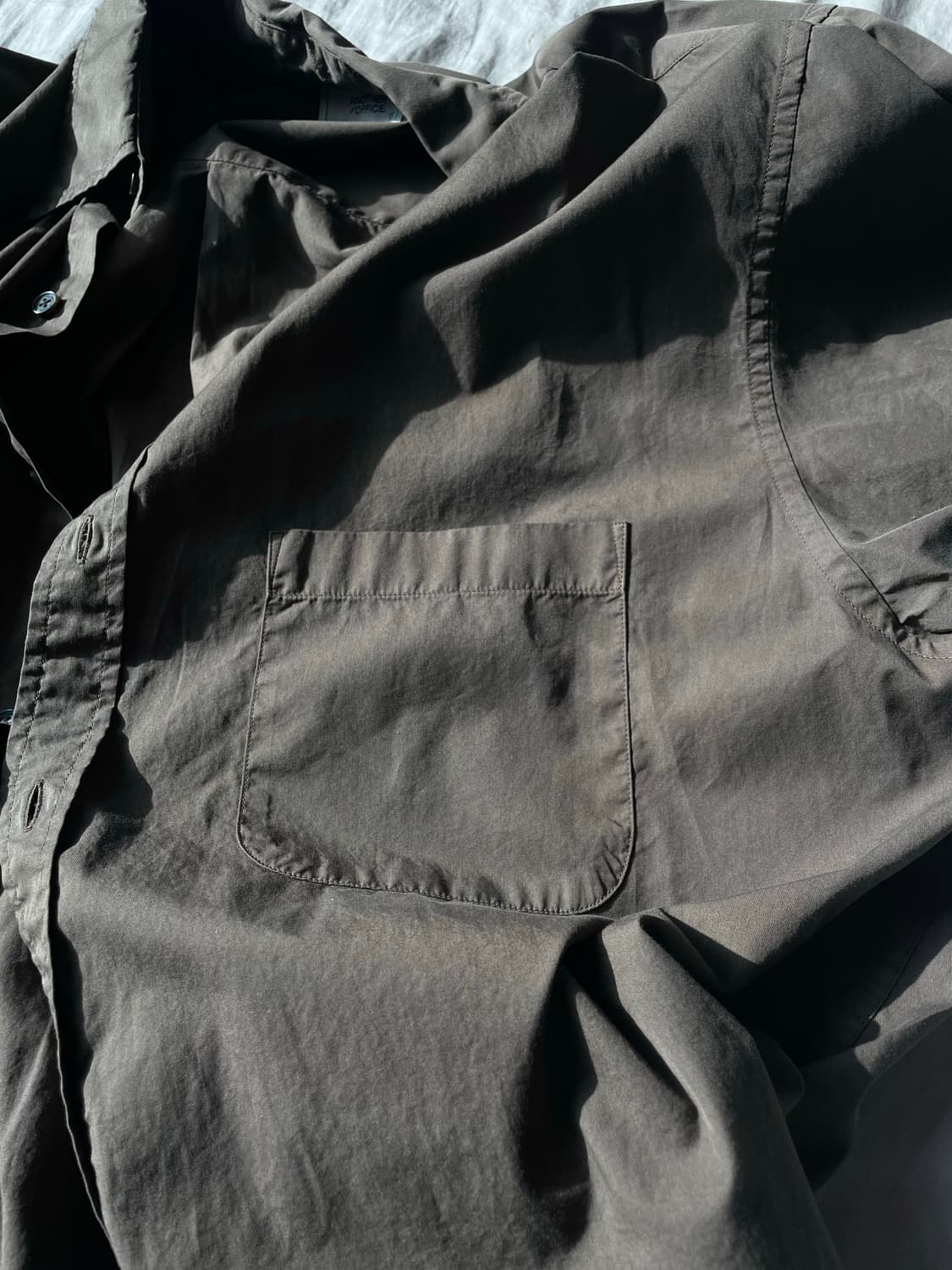 어나더오피스 Bold Garment Shirt (Mild Brown) 상품이미지4