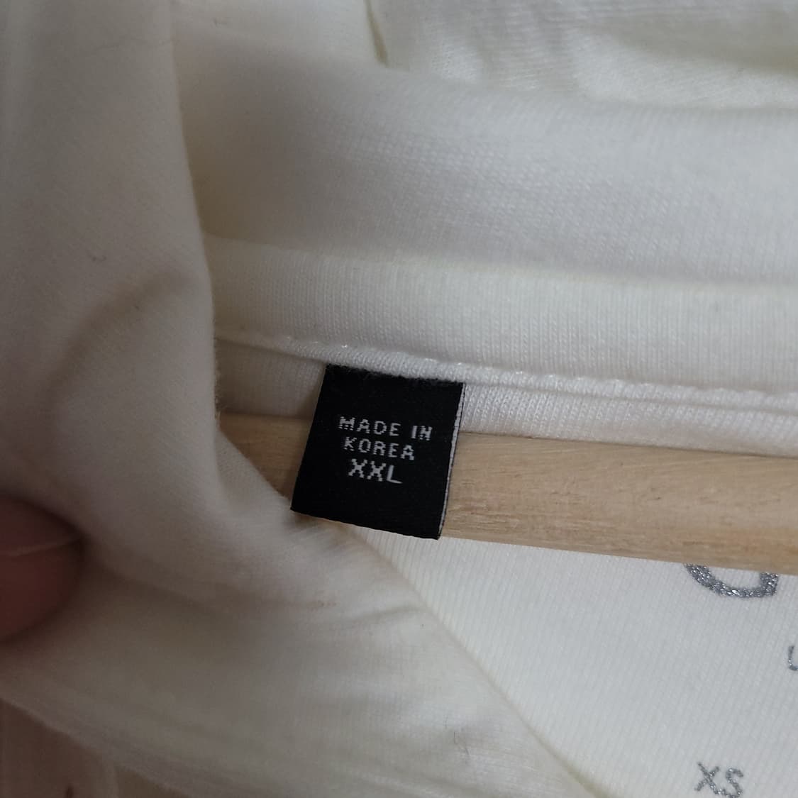 (XXL) GUESS 게스 화이트 삼각 로고 후드티 상품이미지4