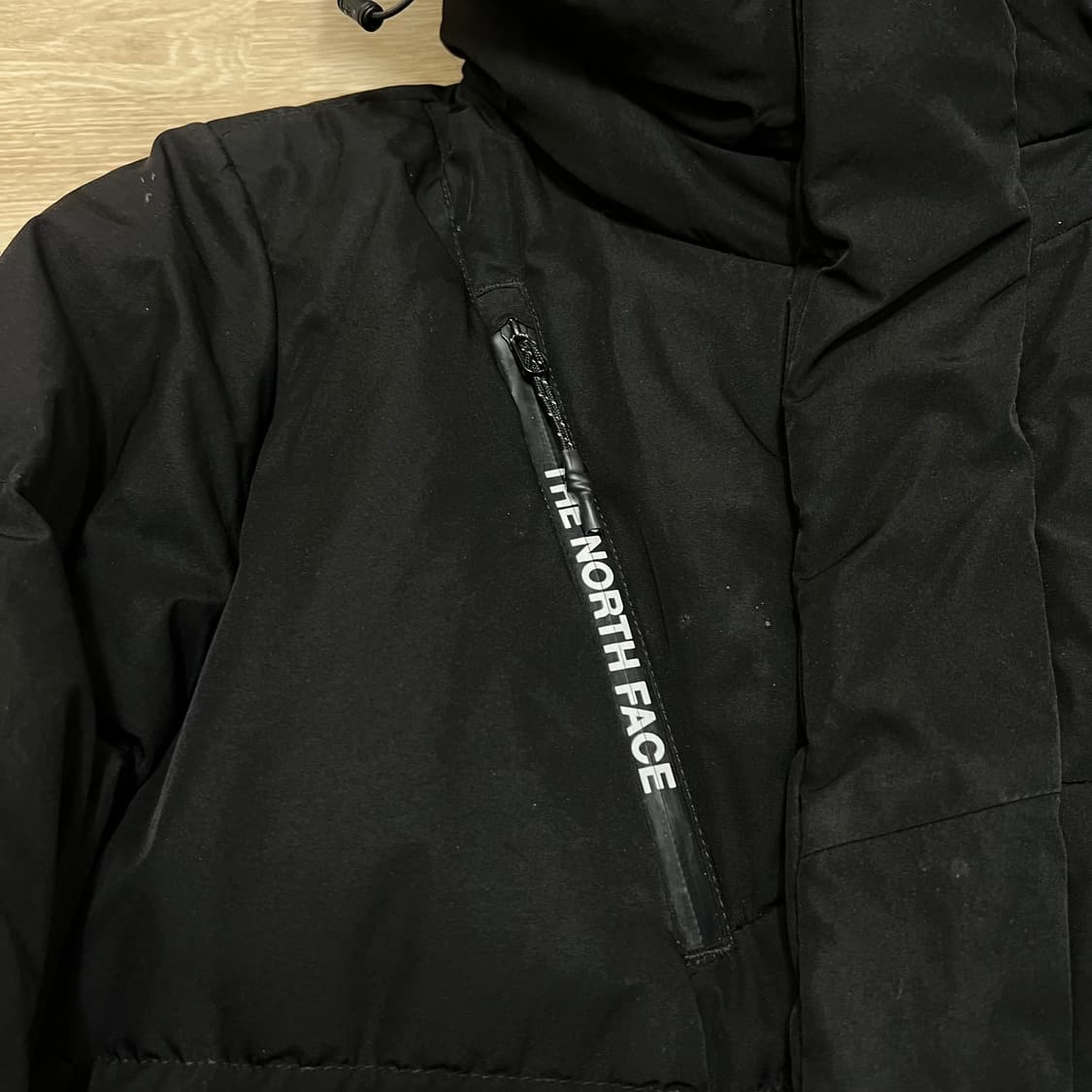 노스페이스 여성 하프돔 구스다운 후드 롱패딩 점퍼 [블랙] XS/85 상품이미지5