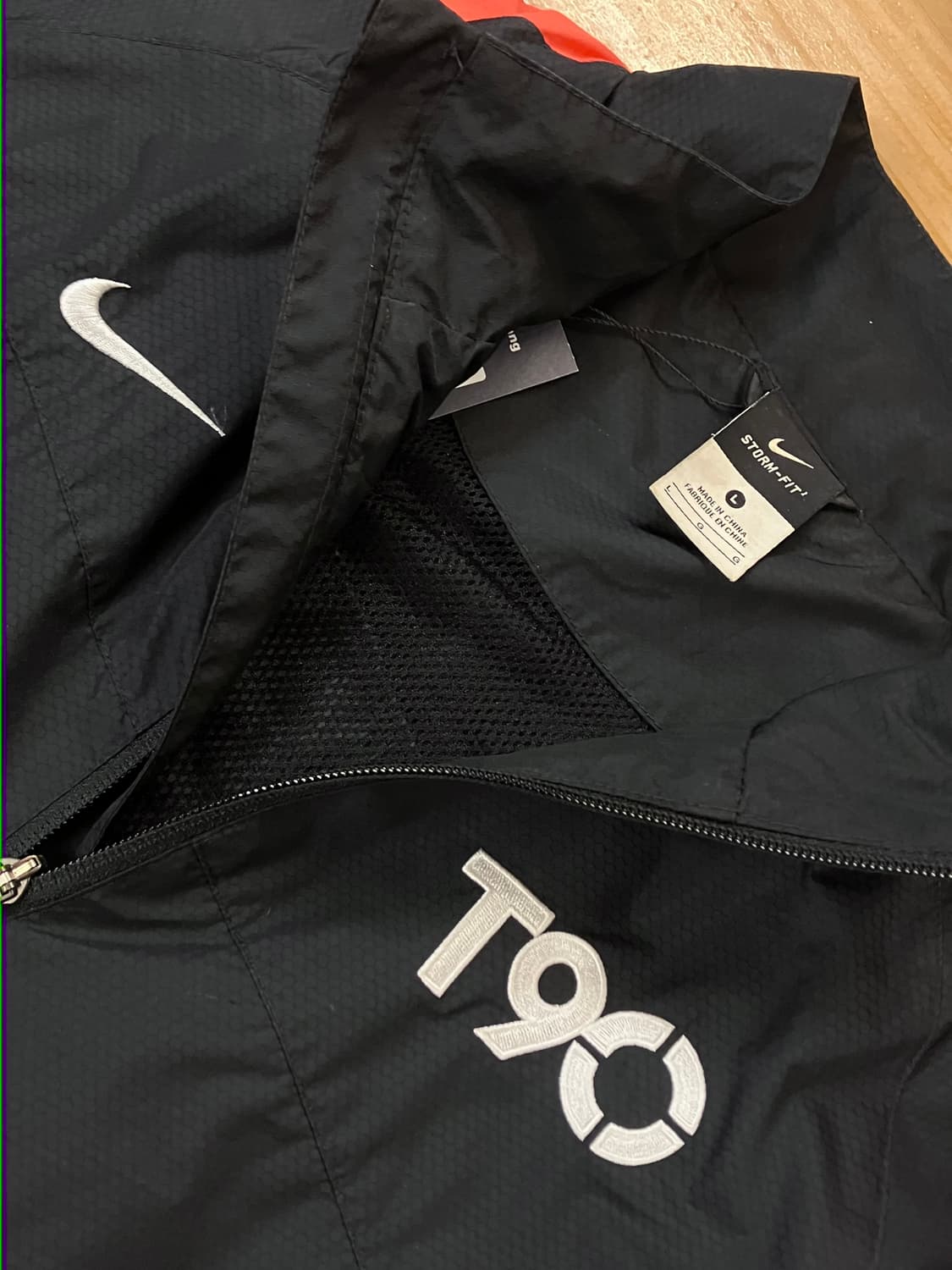 나이키 T90 바람막이 블랙 L  #csz3696 상품이미지4