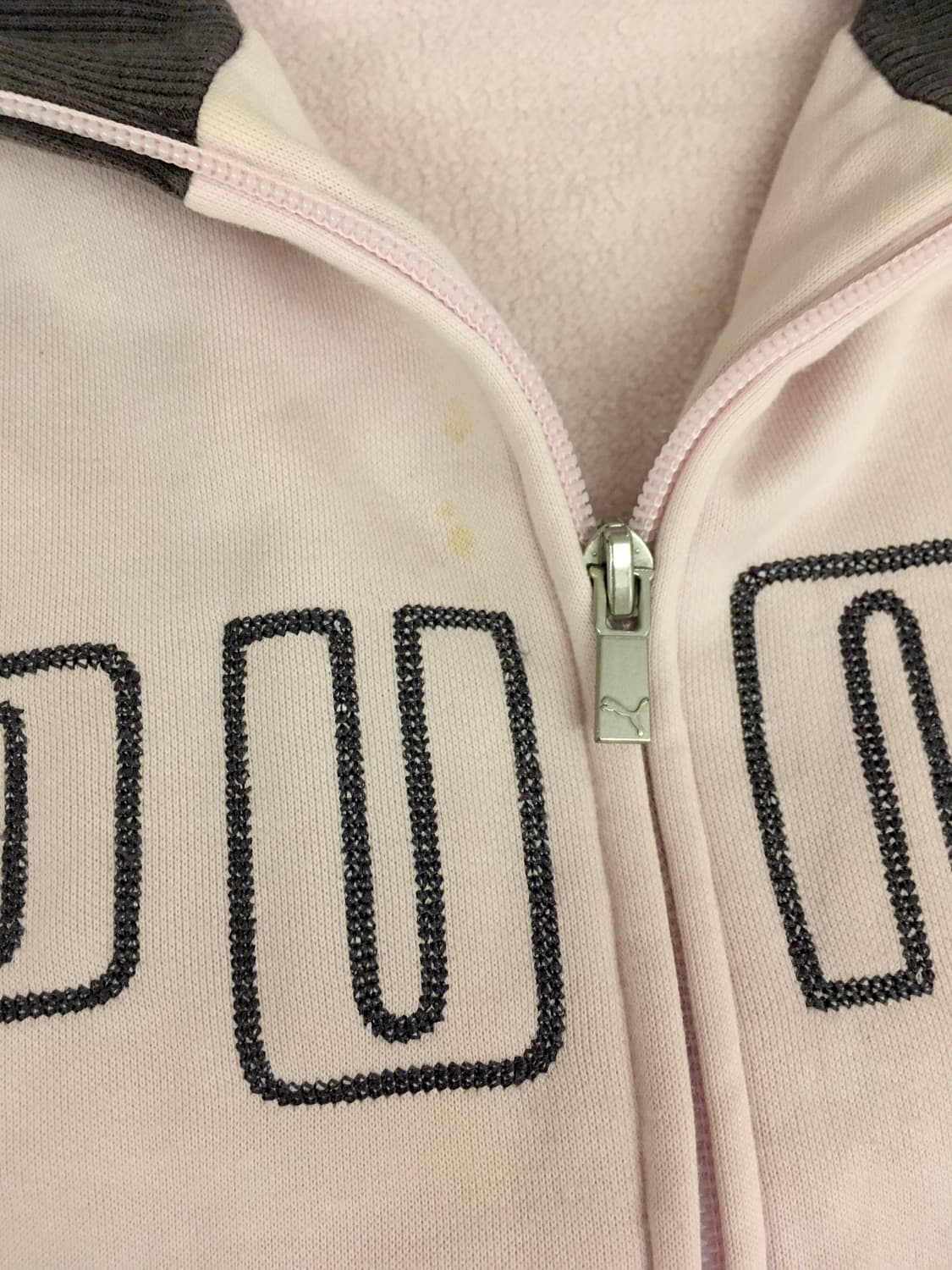 퓨마 딸기초코 집업 라떼갸루 히메갸루 딸기우유 후드집업 져지 스포티 상품이미지3