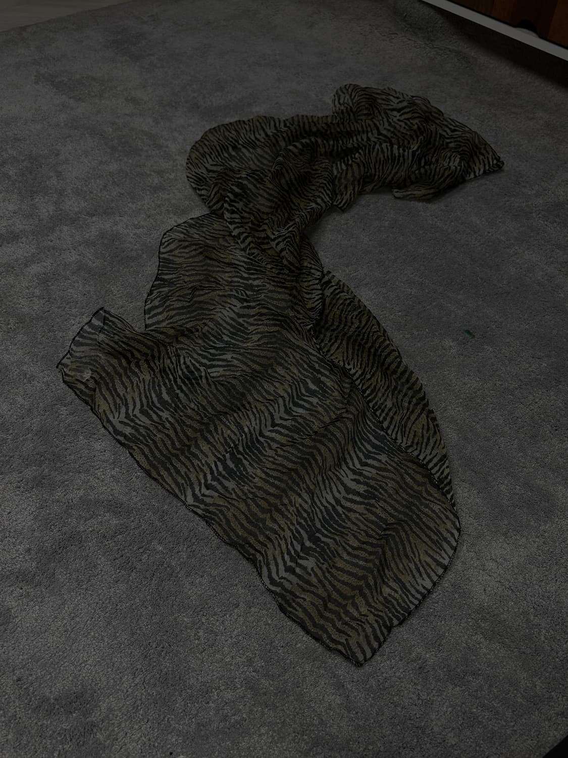 Vintage v-kei gothic punk silky scarf 상품이미지1