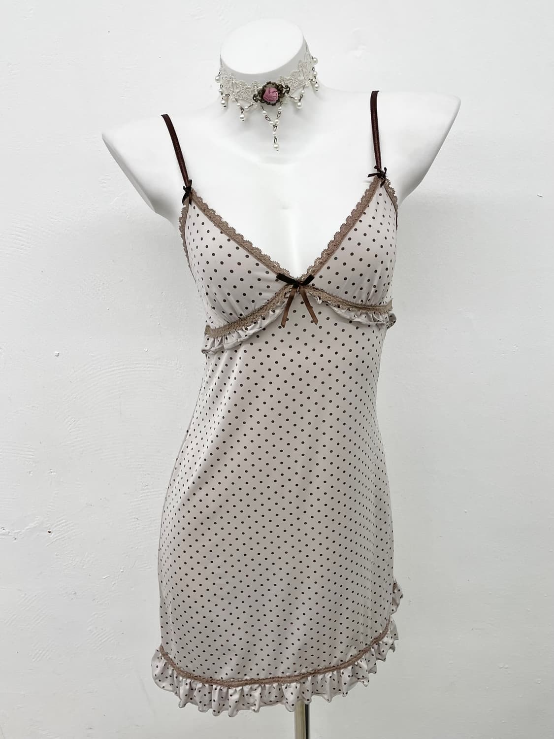 코지 라떼 도트 레이스 슬립 상품이미지1