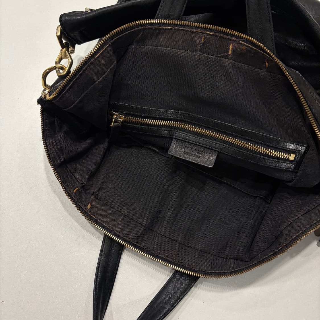 지방시 나이팅게일 레더 블랙 2WAY 토트백 숄더백 상품이미지9