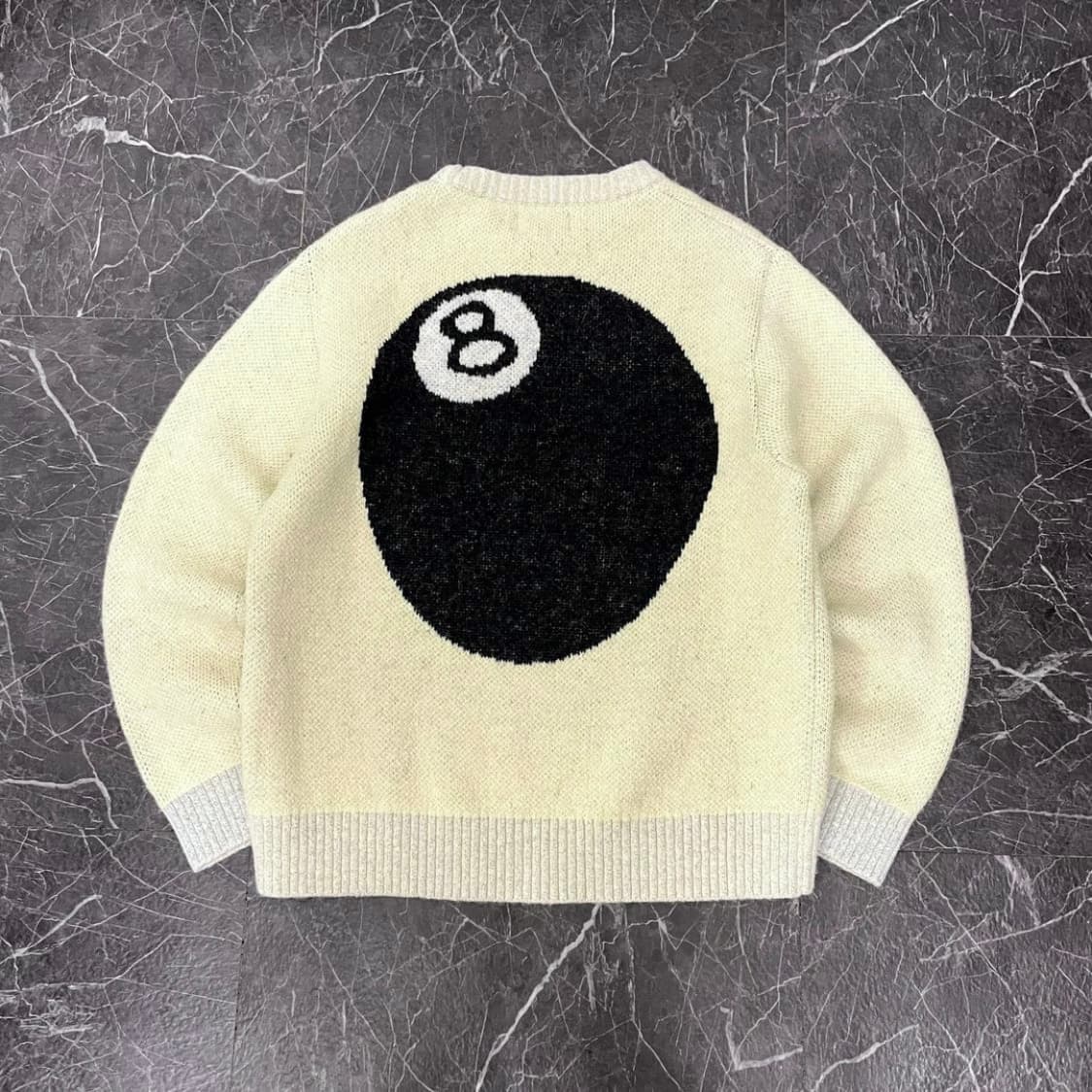 스투시 8볼 헤비 브러쉬드 모헤어 스웨터 크림 상품이미지1