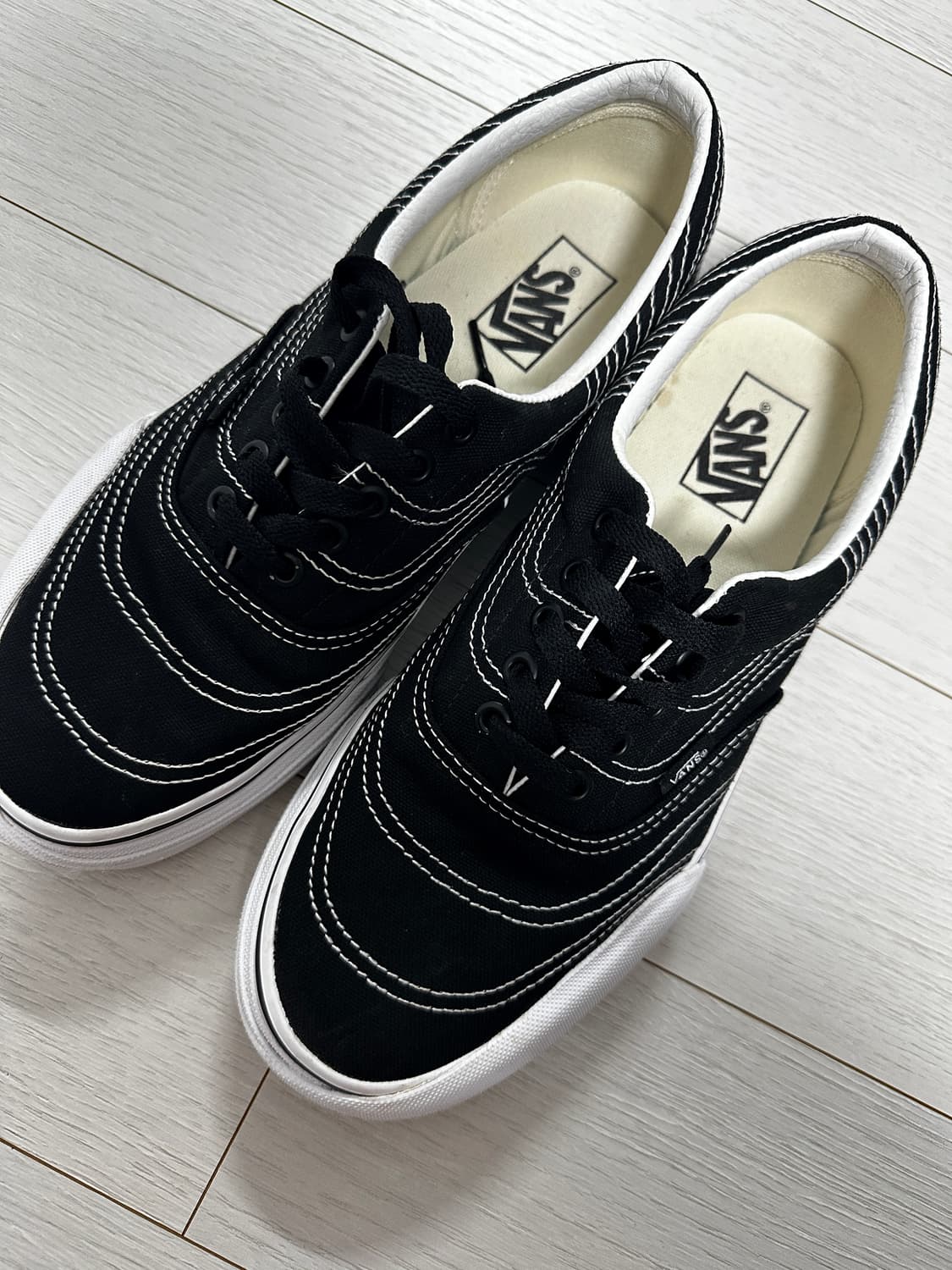 [한번착용] 반스 어센틱 블랙 275mm 상품이미지1