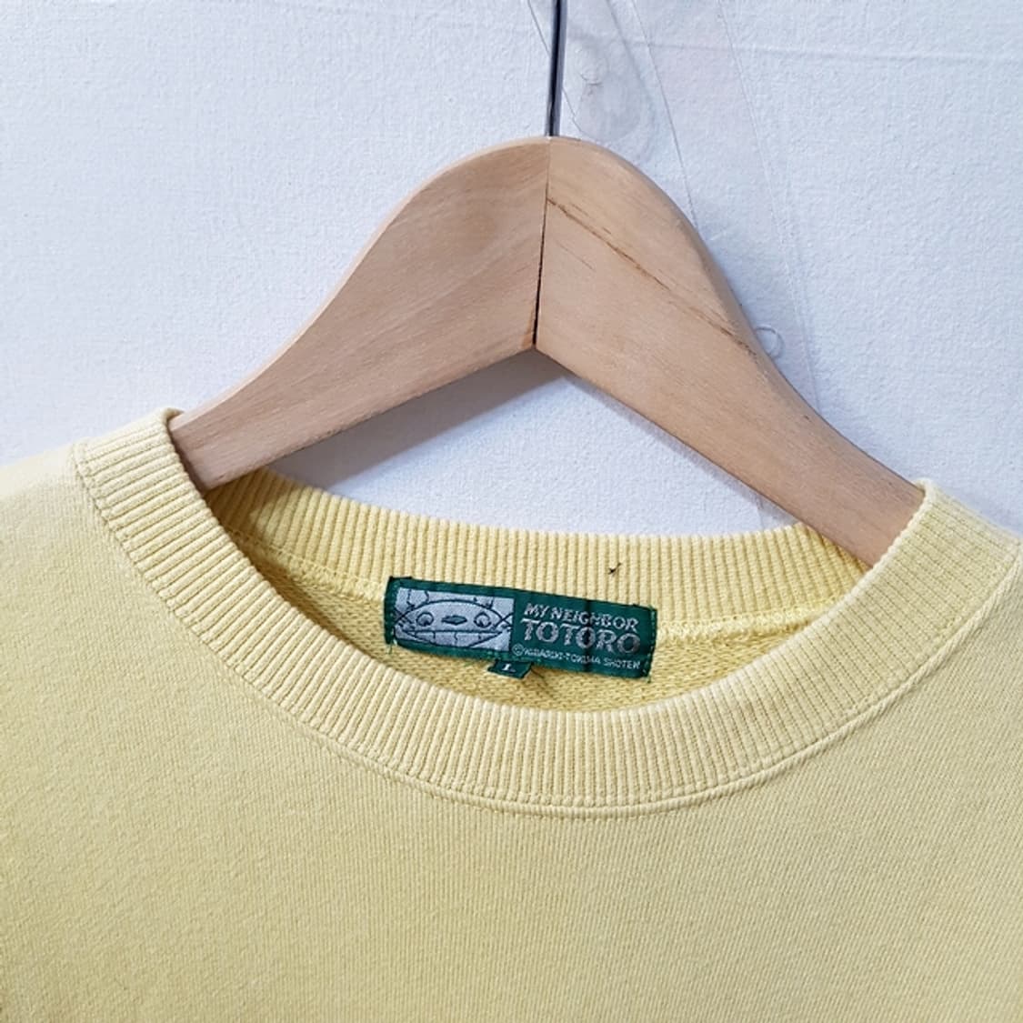 정품 이웃집의 토토로 맨투맨 티셔츠 옐로우 상품이미지3