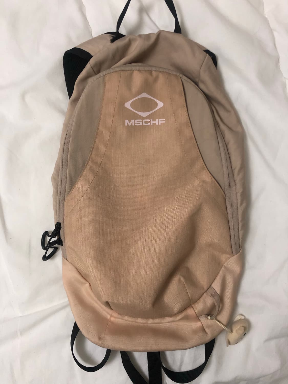미스치프 롬버스 백팩 베이지 상품이미지4