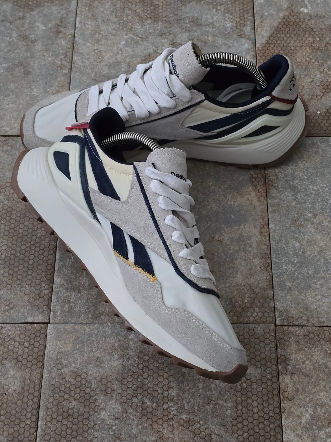 (240)리복 로맨틱크라운 클래식 레거시 초크 상품이미지4