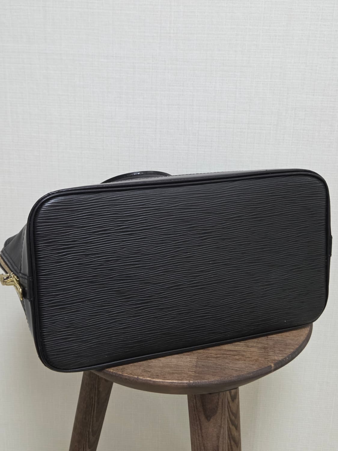 [루이비통] 알마 PM / 에삐 블랙 / 클래식 토트백 상품이미지3