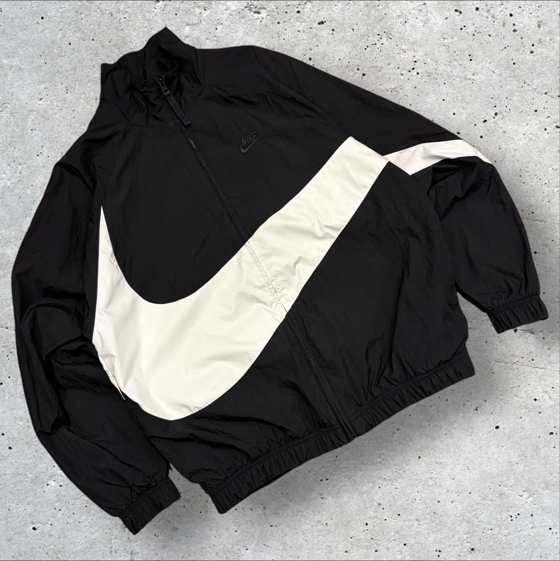 [L] 나이키 빅스우시 바람막이 블랙/화이트 C377 상품이미지1