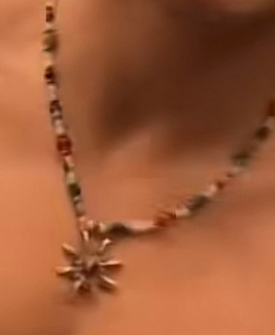 목걸이 제품명 아시는분 사례금 드려요 상품이미지1