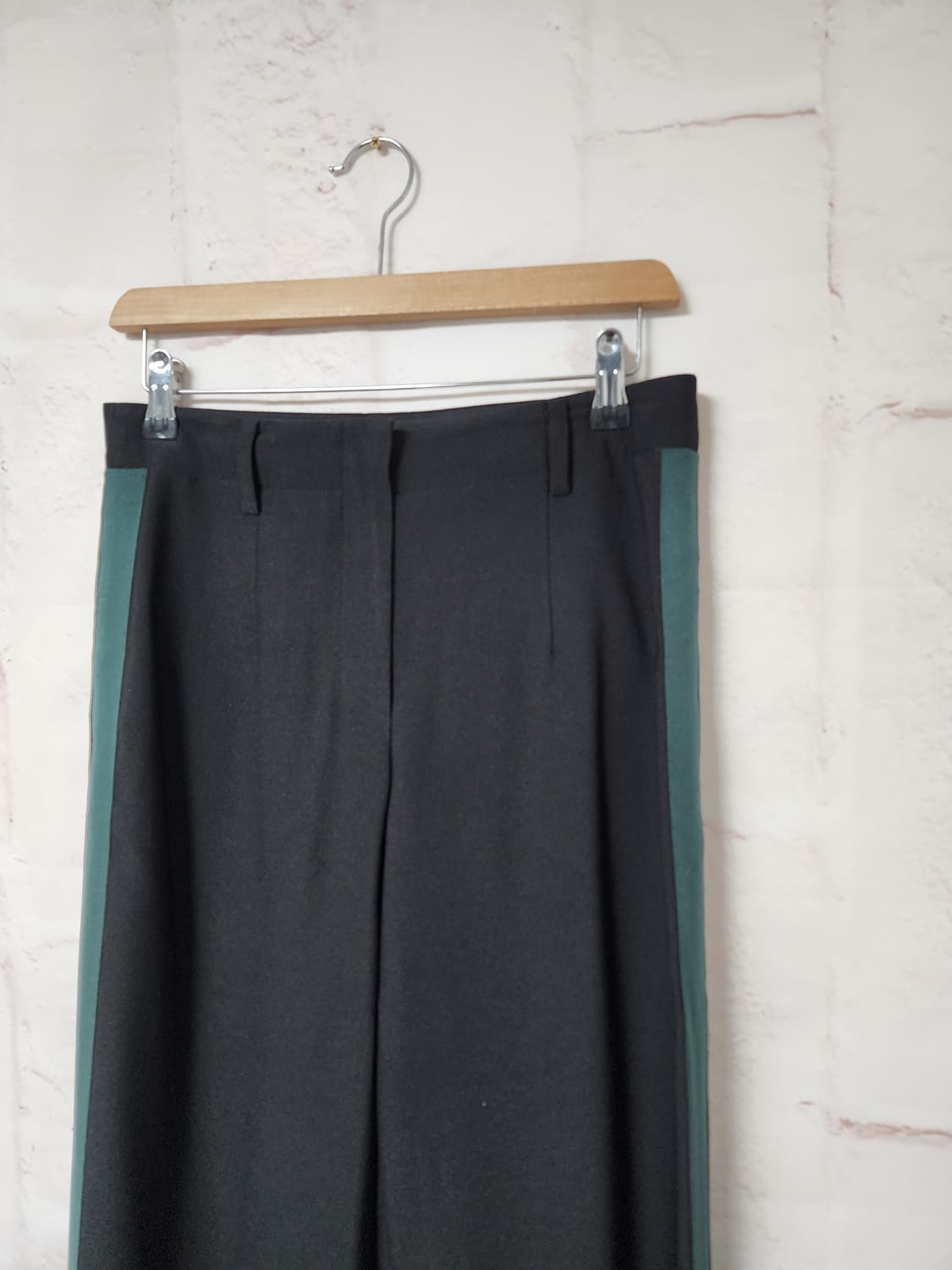 블랙 색상의 한섬 트레이닝 와이드 팬츠 상품이미지4