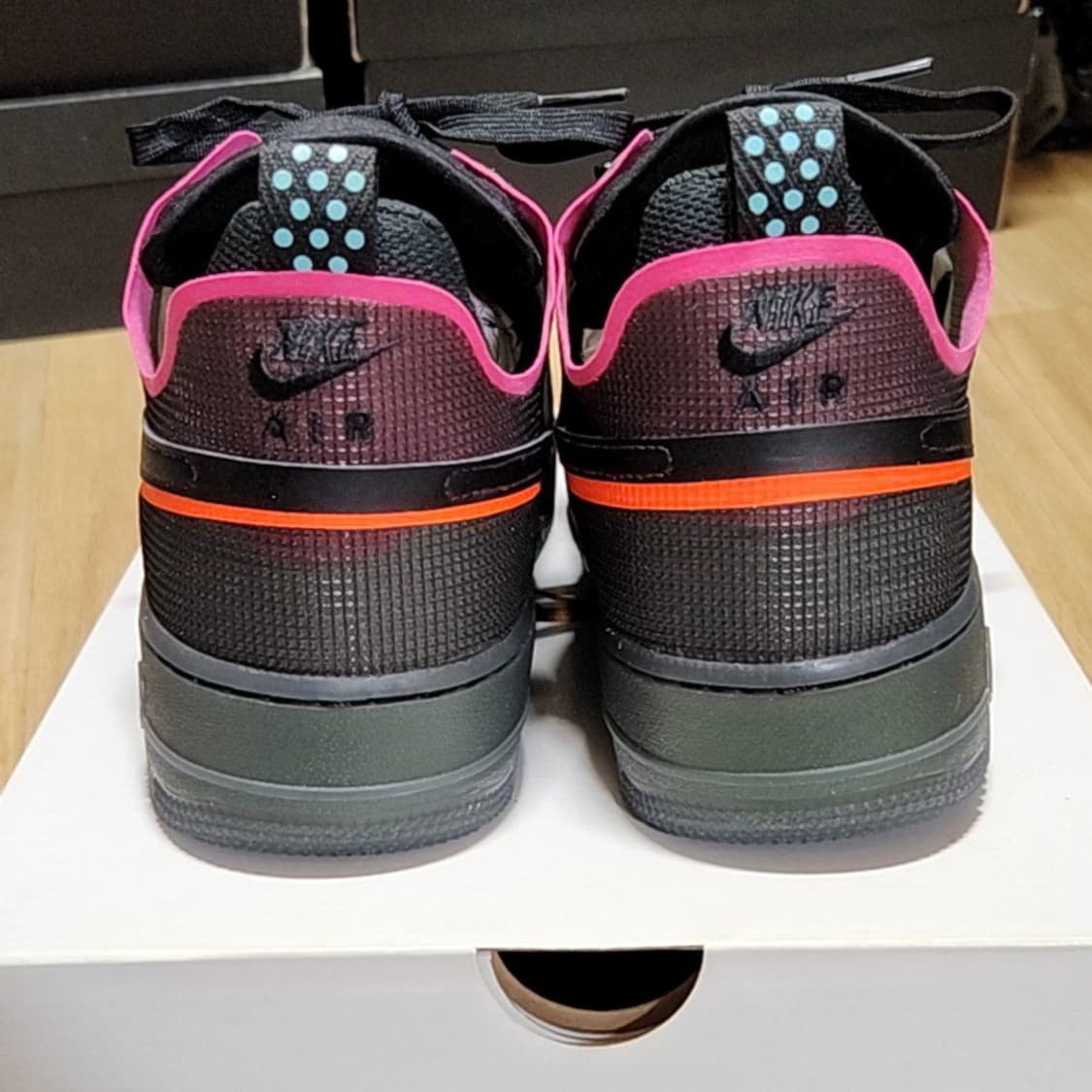 나이키 에어포스 285 블랙네온 상품이미지5