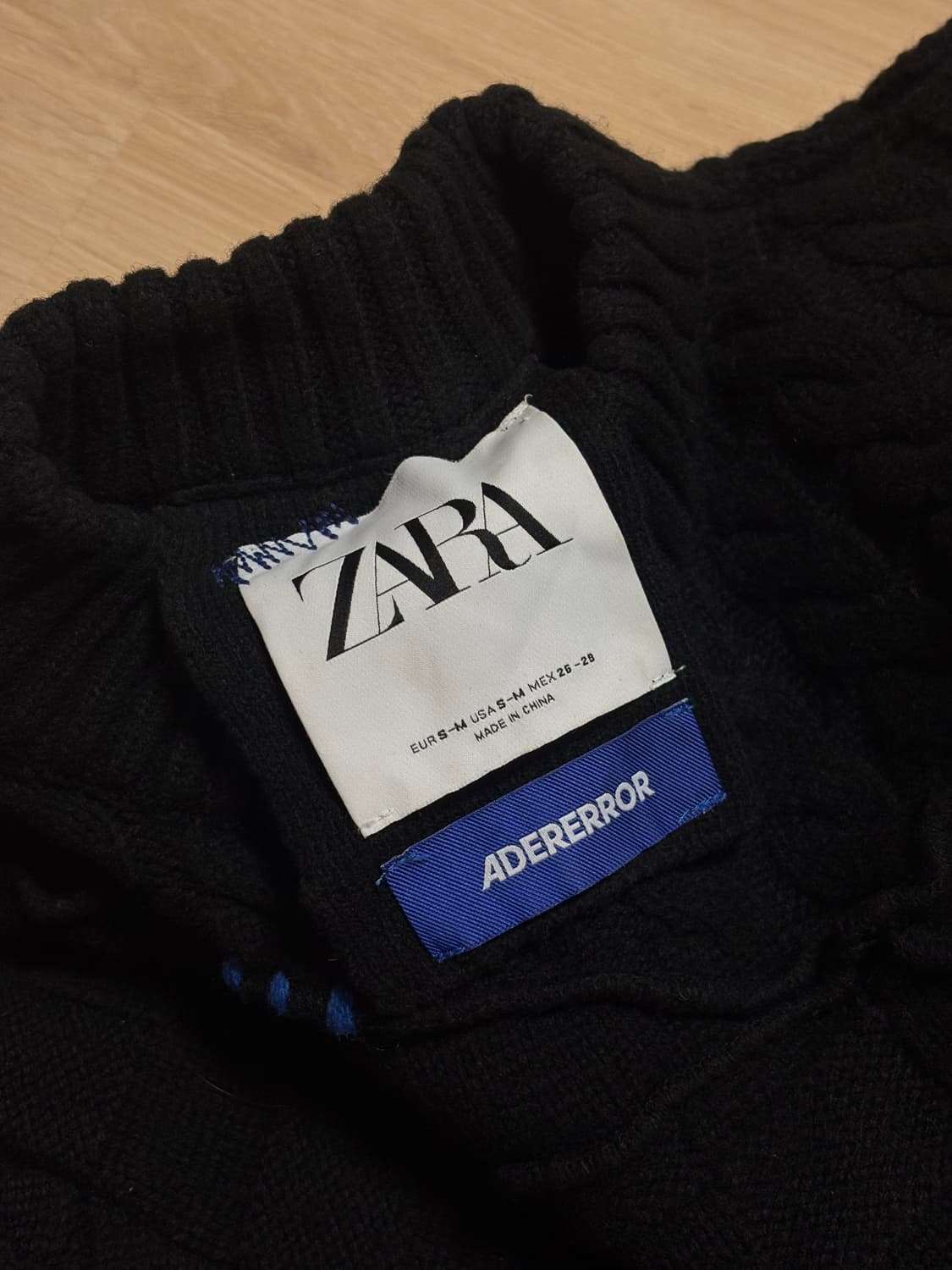 자라 x 아더에러 패치워크 오버사이즈 니트 스웨터 블랙 상품이미지2
