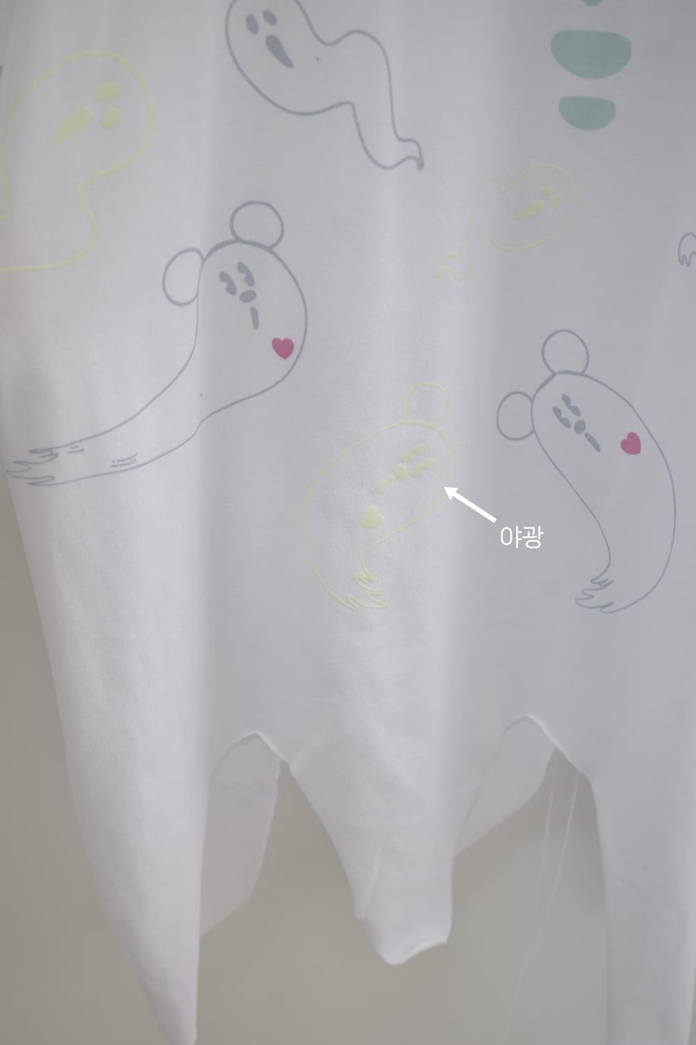 Tokyo Disney Resort Ghost Tee 상품이미지9