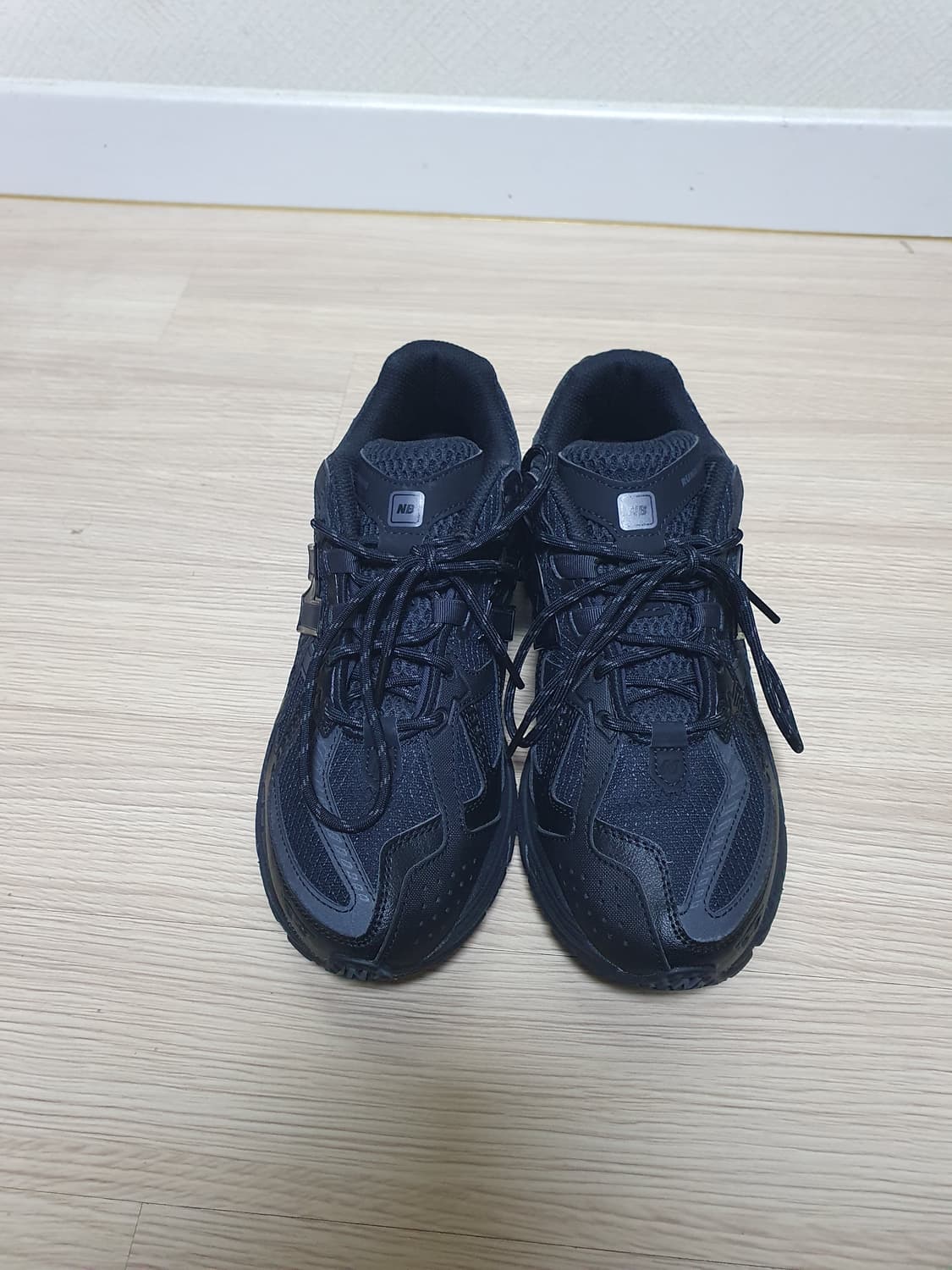 뉴발란스 1906U 트리플 블랙 255 상품이미지3