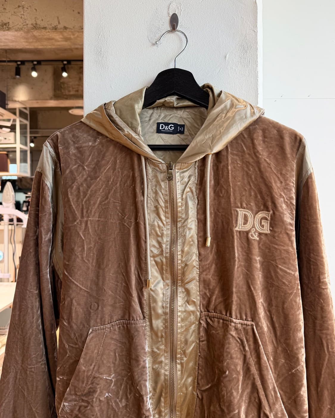 돌체앤가바나 브라운 로고자수 벨벳 후드 집업  상품이미지3