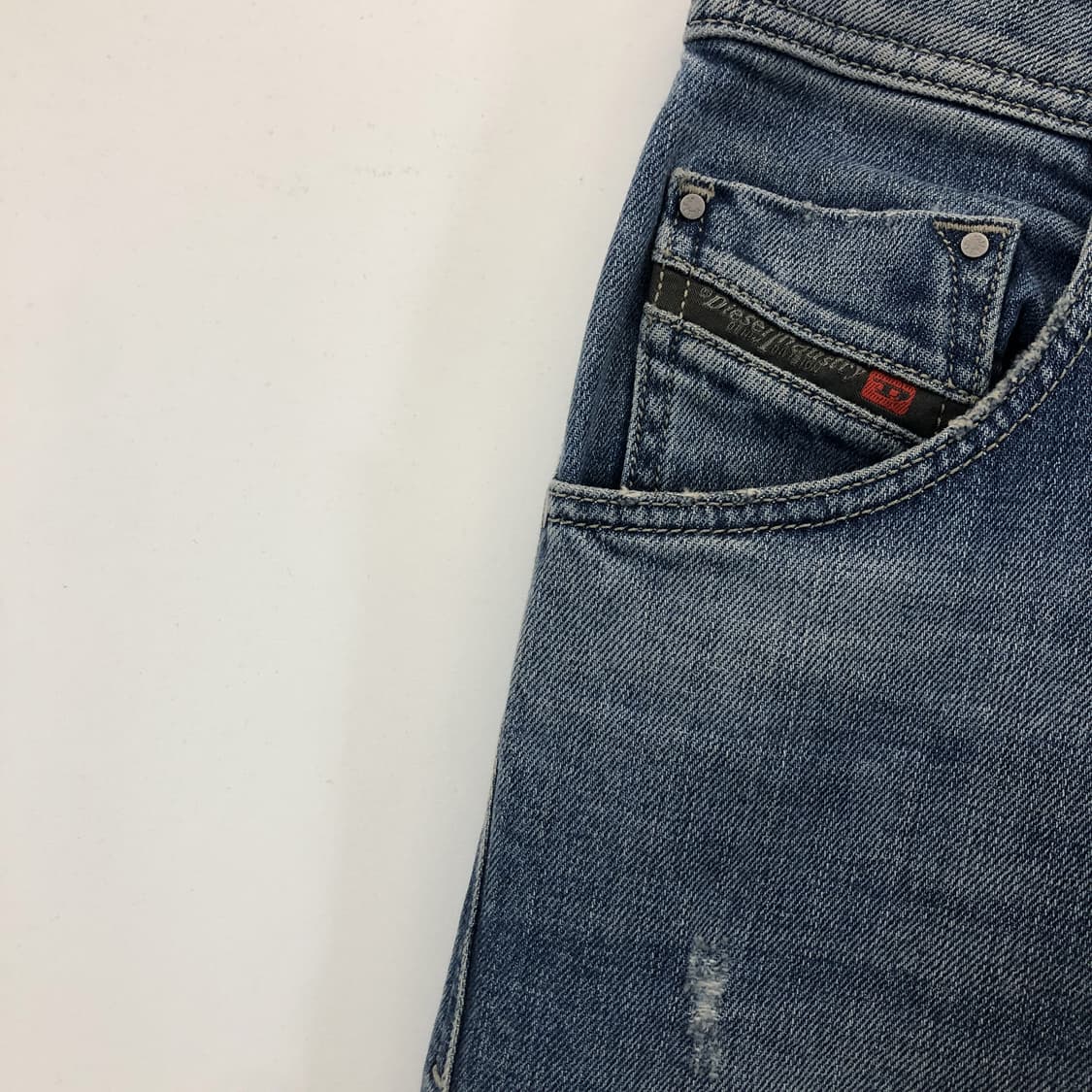 디젤 KRAYVER 레귤러 캐롯핏 청바지 32 인치  상품이미지2