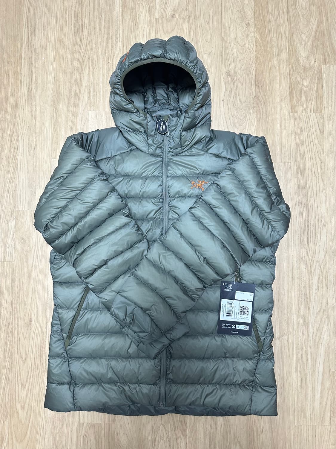 [네고가능] 아크테릭스 세륨 포리지 L 새제품 경량패딩 상품이미지2