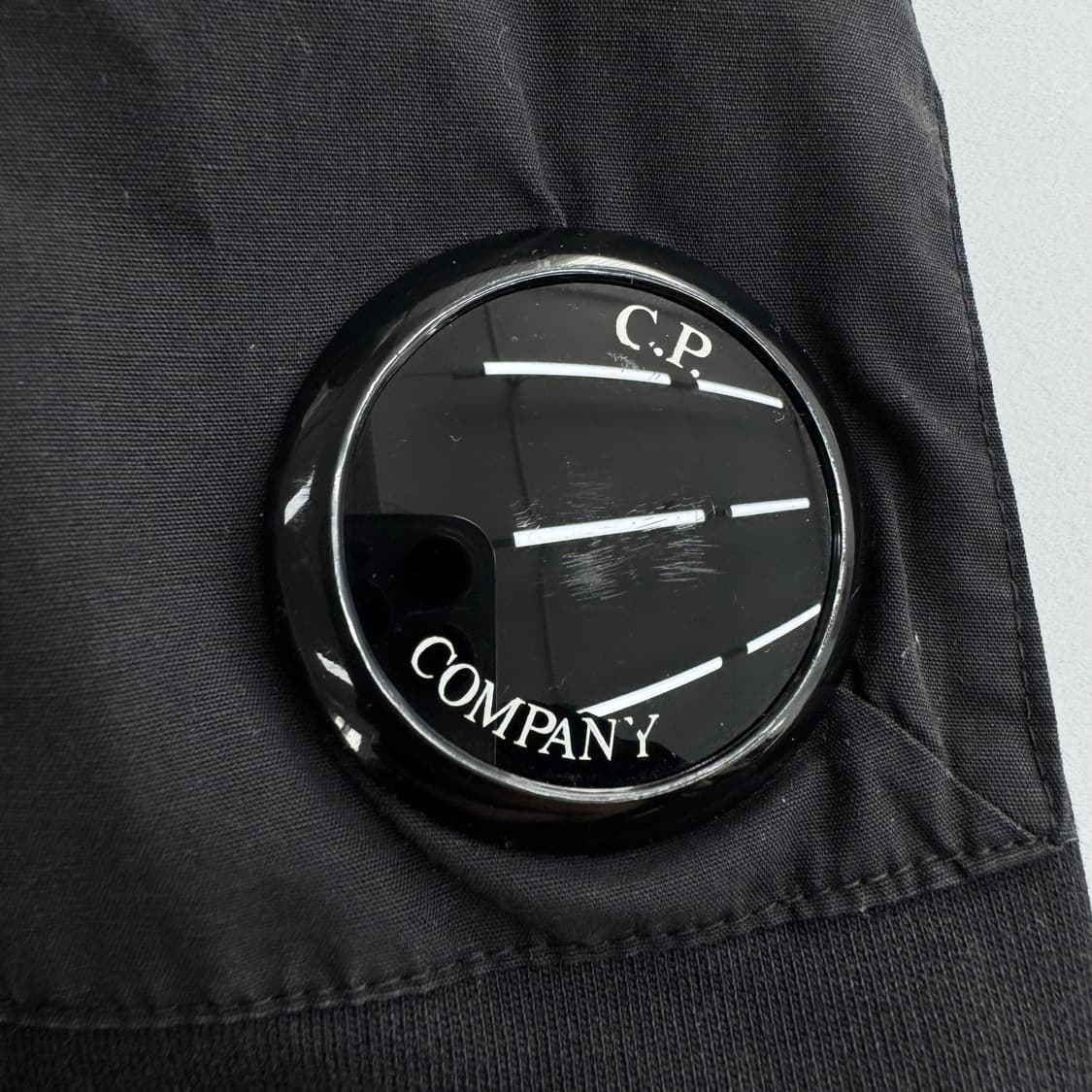 CP컴퍼니 맨투맨 상품이미지4