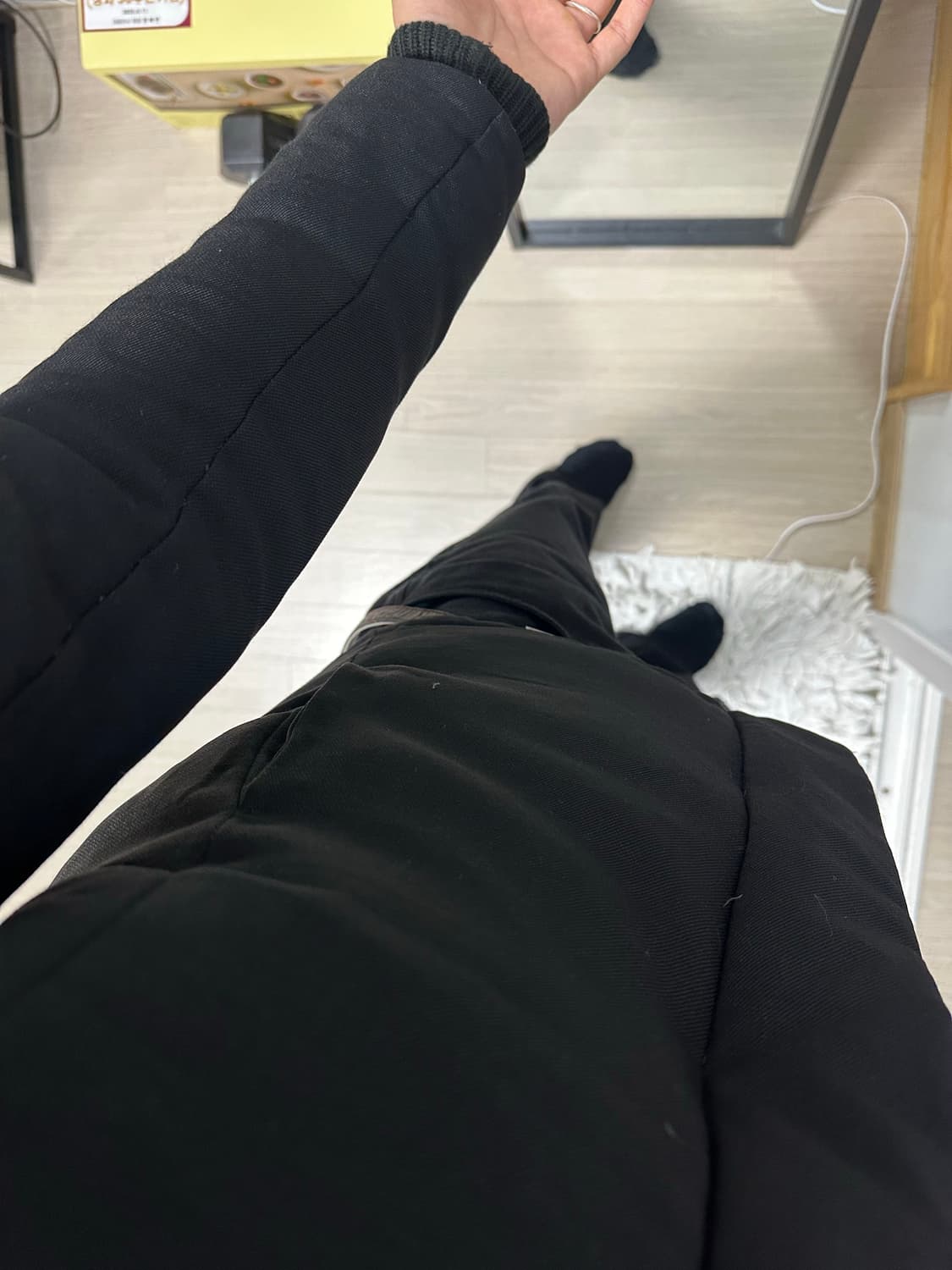 더 비르디안느 블랙 패딩 사이즈 2 상품이미지9