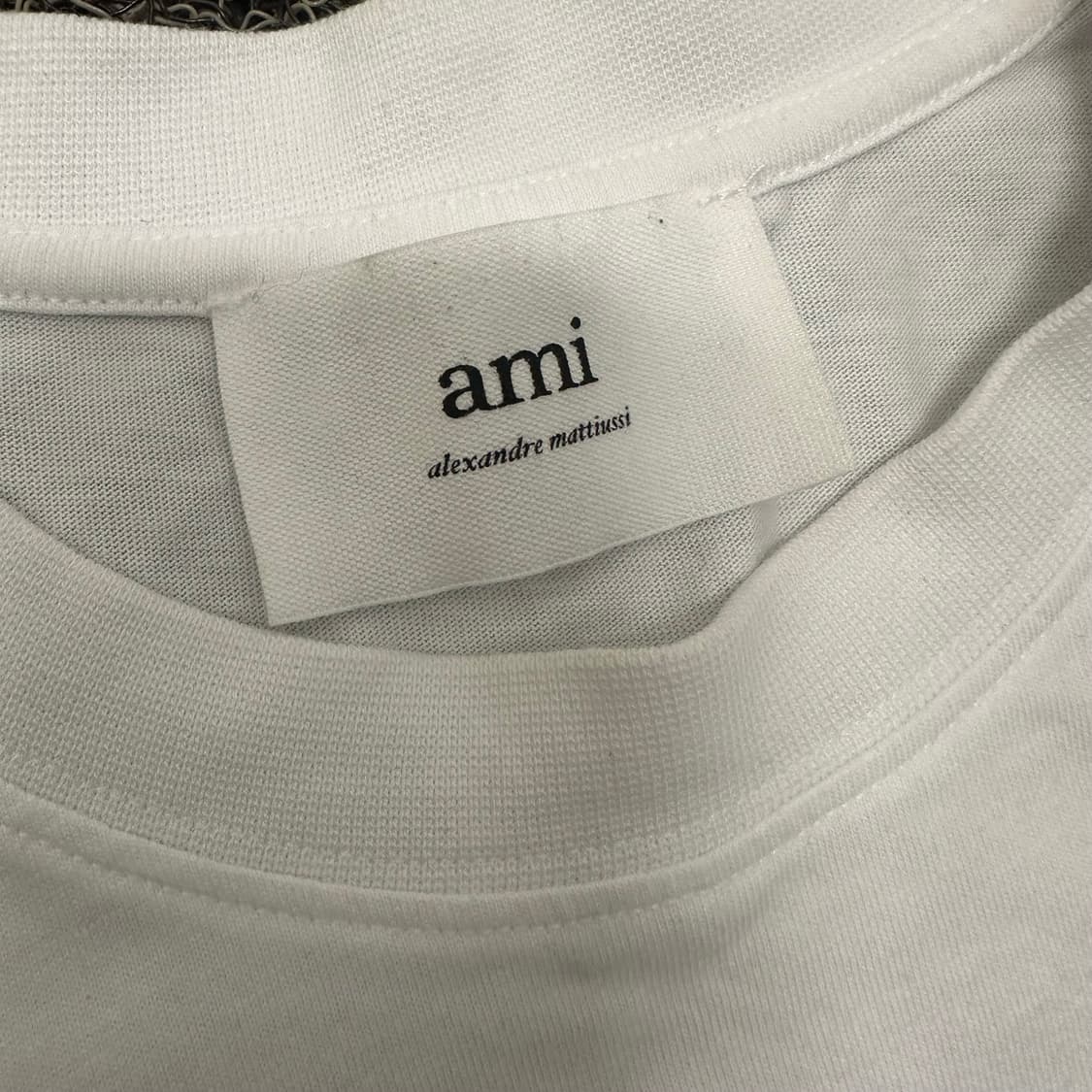 AMI 아미 여성 스몰로고 반팔티셔츠 화이트 상품이미지3