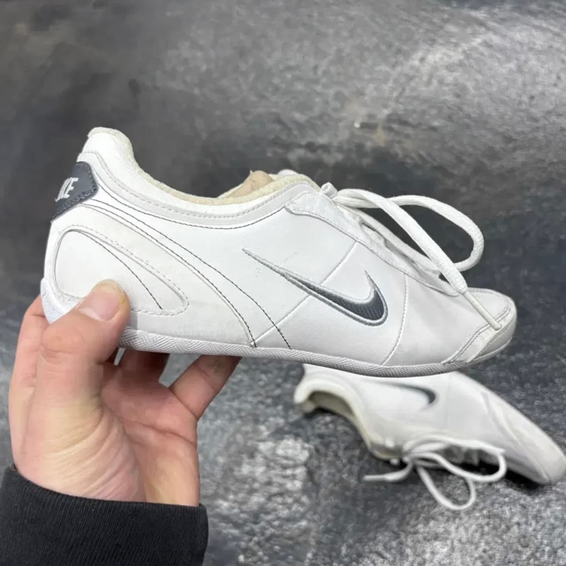 Nike Alexi 나이키 알렉시 유일매물 245 상품이미지3