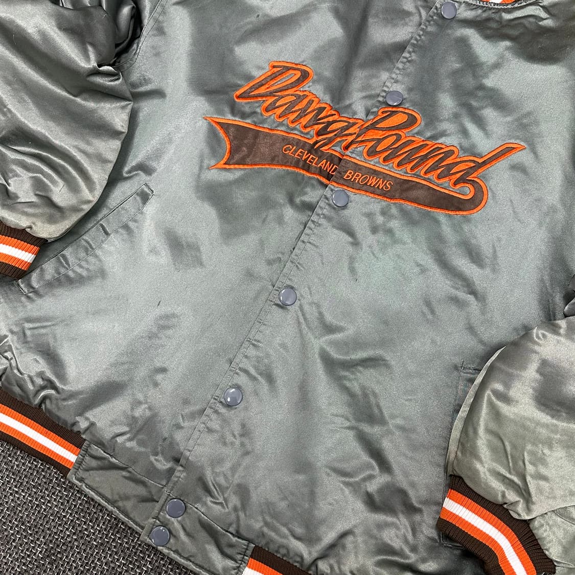 푸마 90s NFL클리블랜드브라운스 새틴 스타디움점퍼 XL 상품이미지5