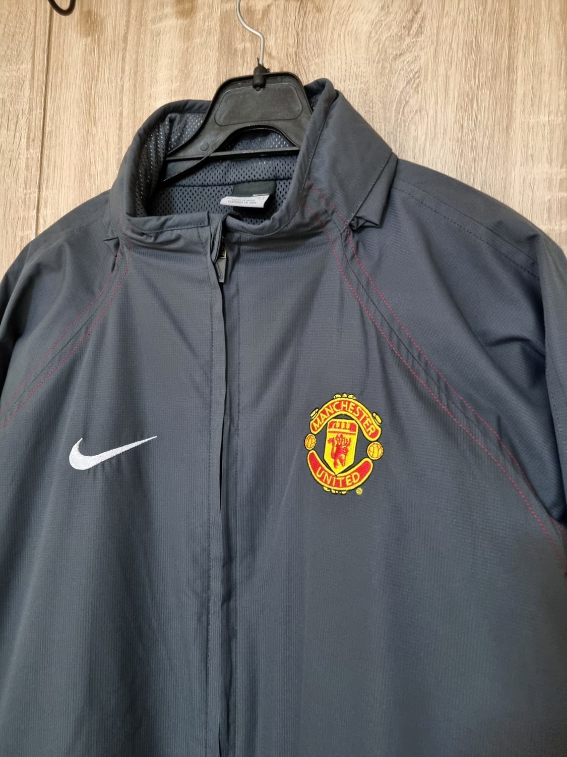 나이키 맨유 보다폰 바람막이 팝니다 상품이미지4