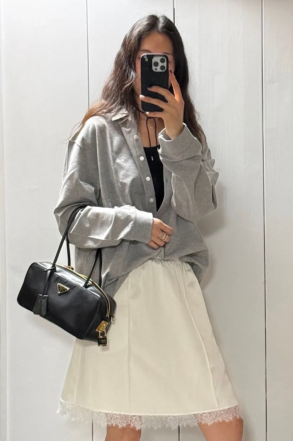 Fritur 프리터 26SS 화이트 새틴 미디스커트 상품이미지1