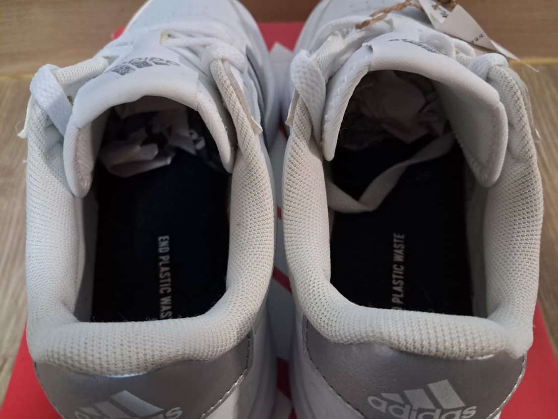 아디다스 스니커즈 230 새상품  상품이미지6