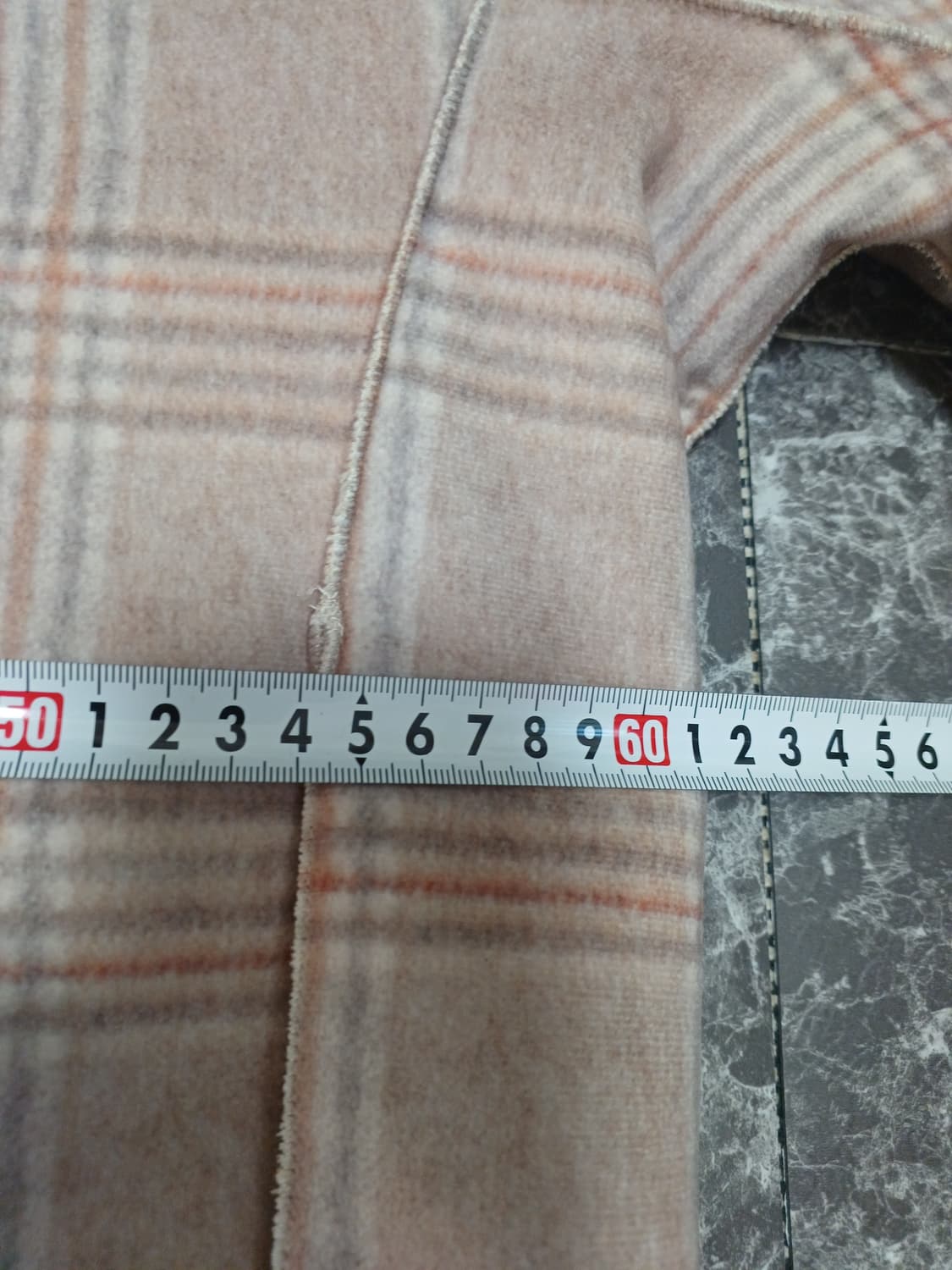 포근한 체크 털자켓 — 겨울 감성 데일리 아우터
 상품이미지8