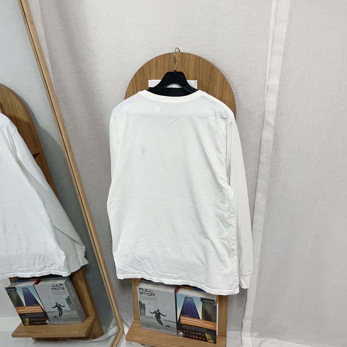 [정품] 폴로 화이트 / 네이비포니 라운드 긴팔티 [ L ] 상품이미지4