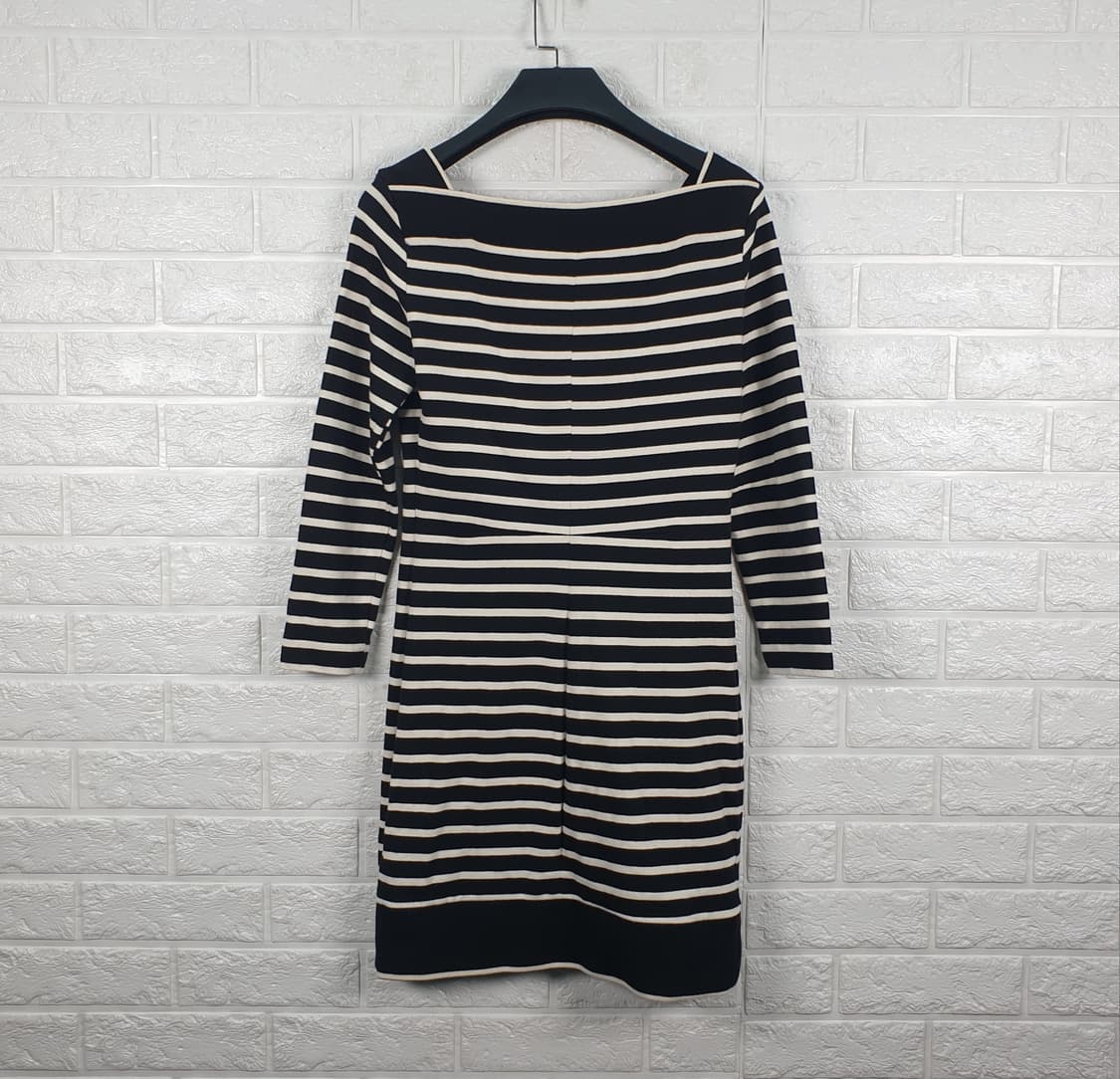 [85]럭키슈에뜨 스퀘어넥 스트라이프 원피스 상품이미지2