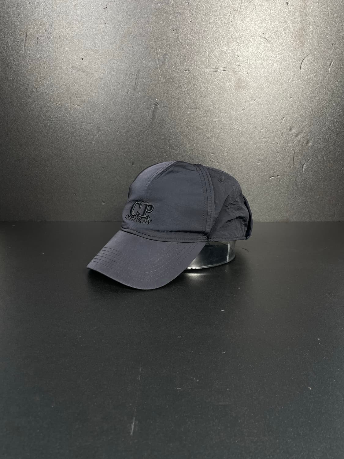 [XL] CP컴퍼니 크롬-R 고글 볼캡 QR인증 상품이미지1