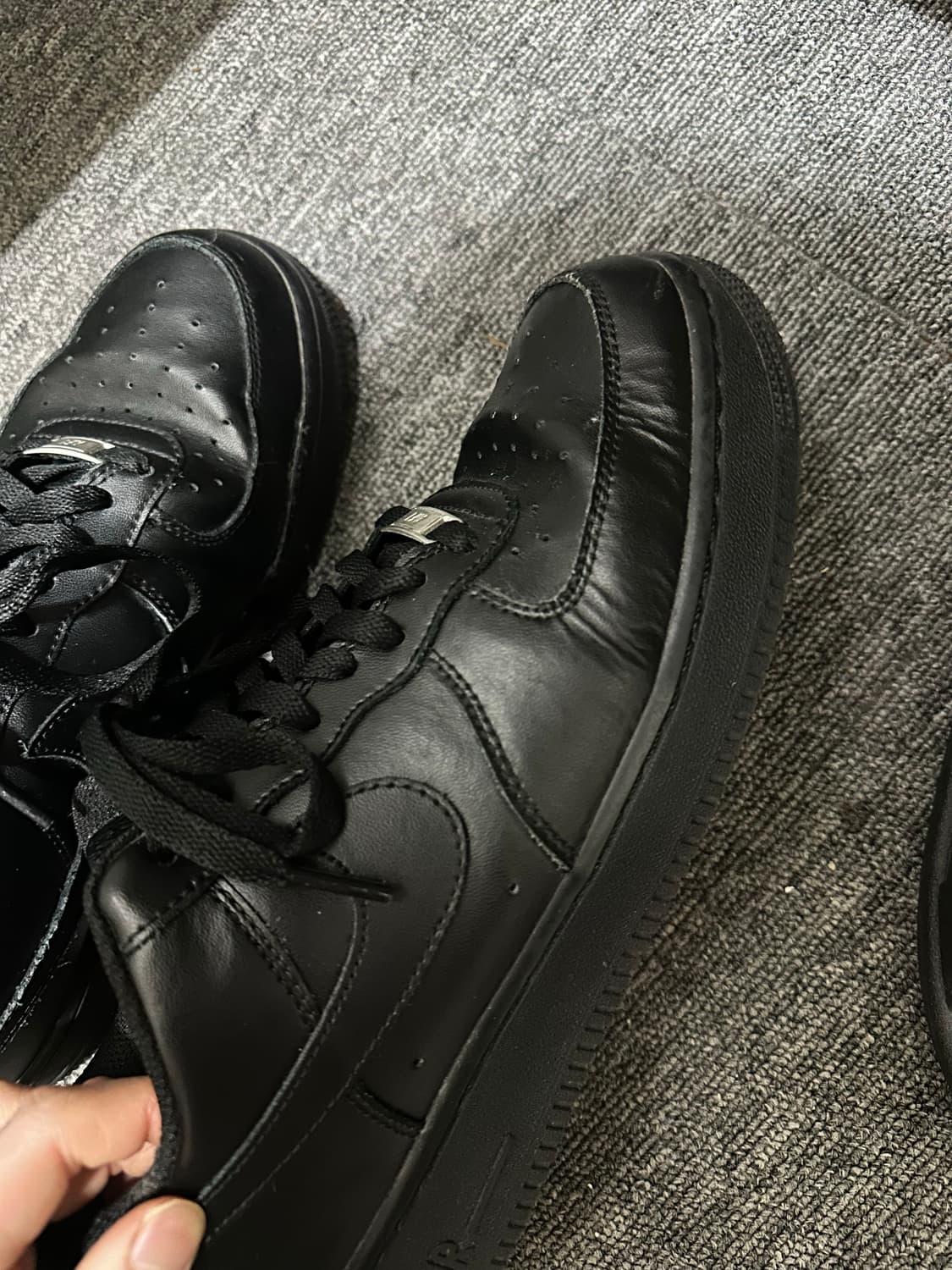 에어포스 트리플블랙 275 상품이미지8