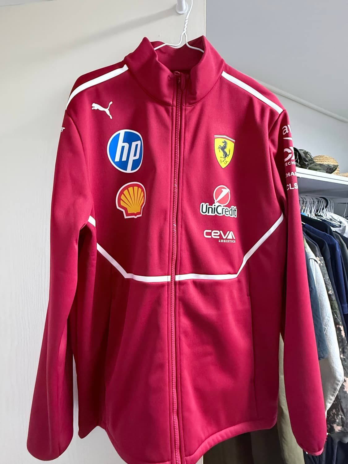 스쿠데리아 페라리 소프트쉘 자켓 (소장용, 새상품) 판매합니다 상품이미지1