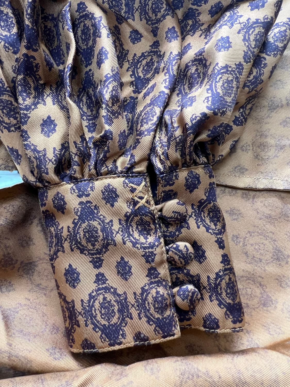 엘리자베스 앤 제임스 실크 블라우스 10꼬르소꼬모 상품이미지3