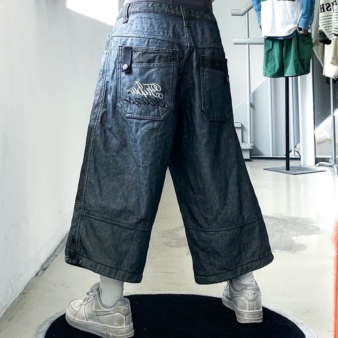 푸부 엔지니어드 스펠아웃 8부 데님 하프 팬츠 상품이미지2